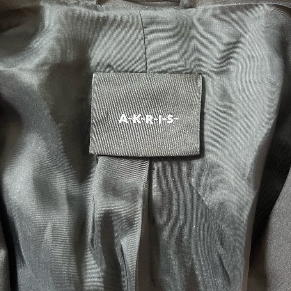 Akris Punto Designer Asymmetrical Ruffle Blazer - Picture 4 of 5